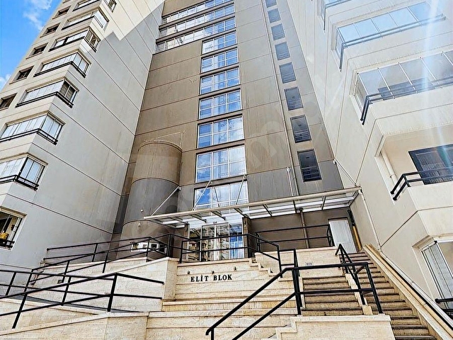ÜMİTKÖY MUTLUKENT MAHALLESİ ELİT BLOK APT SATILIK 4+1 DAİRE - Görsel 2