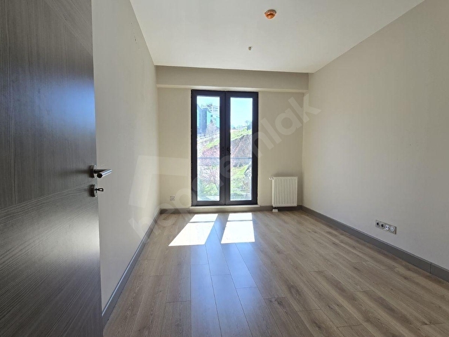 BAŞKENT EMLAK KONUTLARINDA YÜKSEK GİRİŞ 4+1 KİRALIK DAİRE - Görsel 29