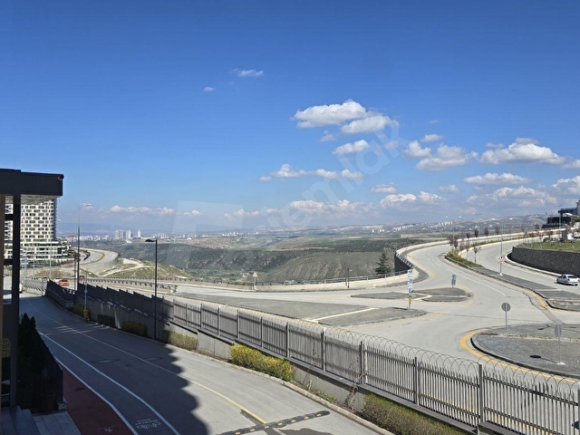 BAŞKENT EMLAK KONUTLARINDA YÜKSEK GİRİŞ 4+1 KİRALIK DAİRE - Görsel 3