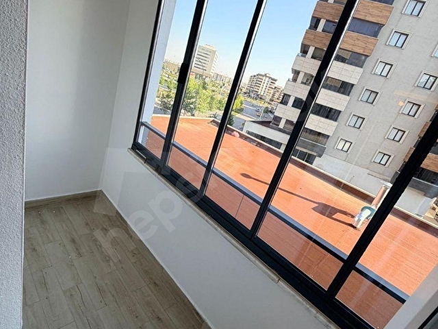 Şehir Hastanesi Karşısında İskanlı Satılık Lüks 3+1 Daire - Görsel 13
