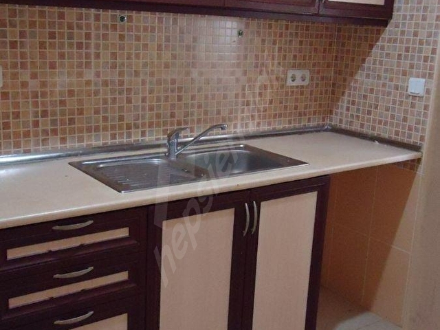Firuzağa Merkezde 3 Katlı Komple Bina - 15.50 imarlı - Görsel 6
