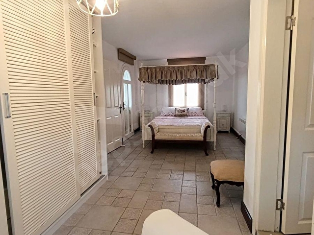 Boğaziçi Maya Tatil Köyünde 5+1 Manzaralı Plajlı Villa - Görsel 16