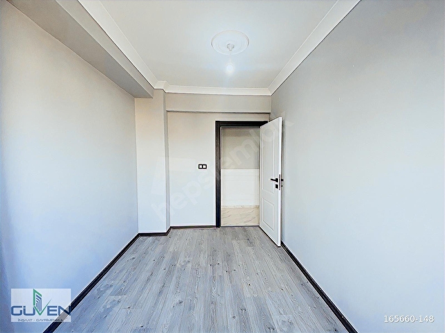 GÜVENDEN SINIRSIZ KREDİ İMKANLI,OTOPARKLI ARA KAT FIRSAT 3+1 EV - Görsel 14