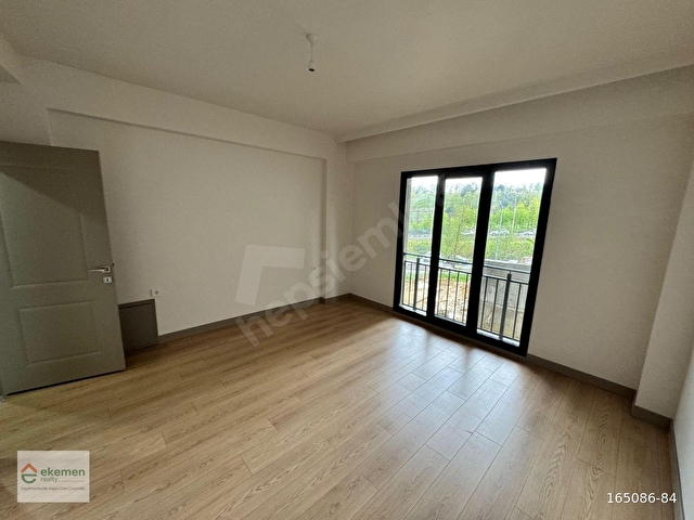 ARNAVUTKÖY METRO YANINDA KAPALI MUTFAK 1+1 SATILIK SIFIR DAİRE - Görsel 4
