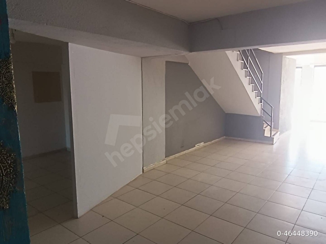 Burdurun Kalbinde Öğretmenevi Karşısı Kiralık Asma Katlı Dükkan - Görsel 4