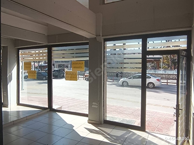 Burdurun Kalbinde Öğretmenevi Karşısı Kiralık Asma Katlı Dükkan