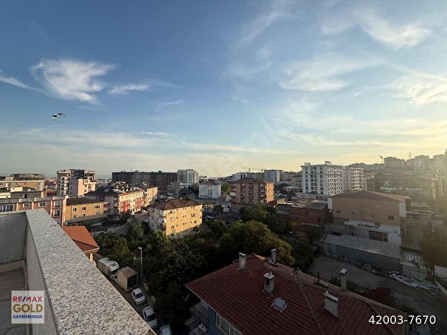 KURTKÖY MERKEZDE METROYA YÜRÜME MESAFESINDE SATILIK 2+1 DAIRE - Görsel 6