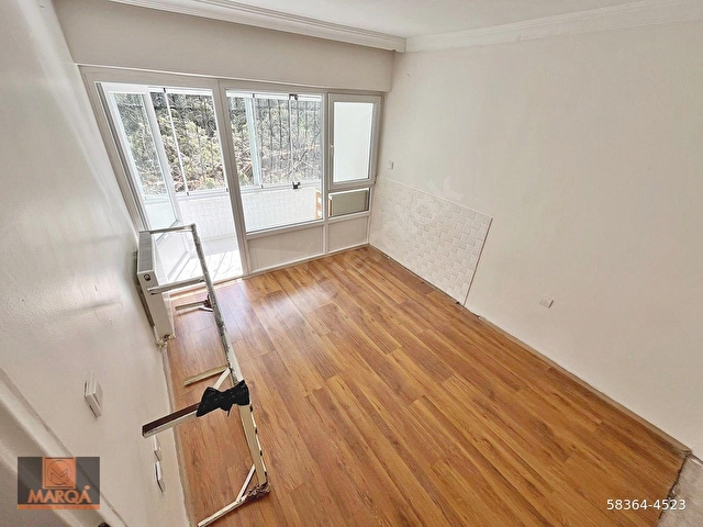 ETLİK MERKEZDE CADDE ÜZERİ 3+1 GÜNEY CEPHE FULL YAPILI DAİRE !! - Görsel 11