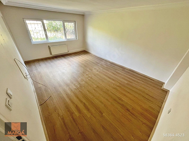 ETLİK MERKEZDE CADDE ÜZERİ 3+1 GÜNEY CEPHE FULL YAPILI DAİRE !! - Görsel 8