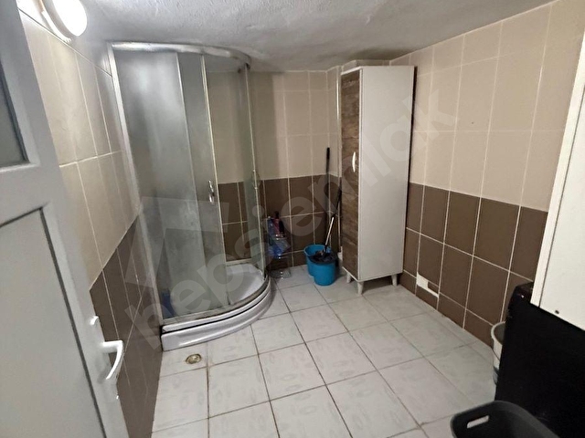HACIKAPLANLARDA 2+1 TADİLATI YAPILMIŞ KENDİNE AİT BAHÇELİ ACİL SATILIK FIRSAT DAİRE - Görsel 18