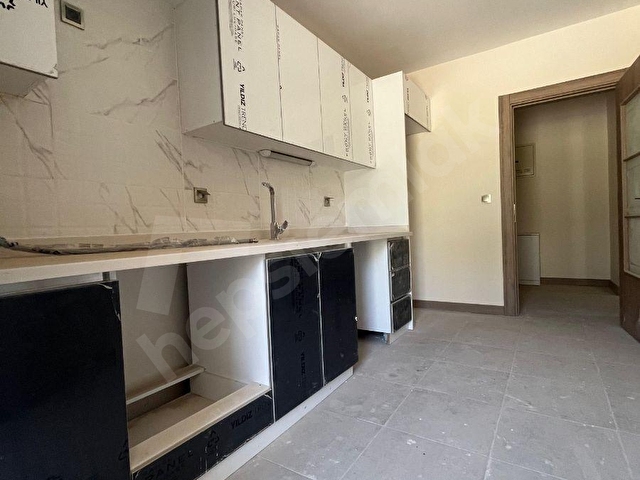 AKGÜNDEN Gop tokide Satılık 2+1 86 m2 Arakat daire - Görsel 7