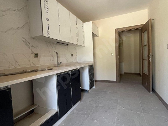 AKGÜNDEN Gop tokide Satılık 2+1 86 m2 Arakat daire