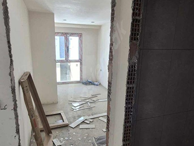 BAKIRKÖY OSMANİYEDE 3.KAT 3+1 110 M2 KAPALI OTOPARKLI SIFIR BİNA - Görsel 3