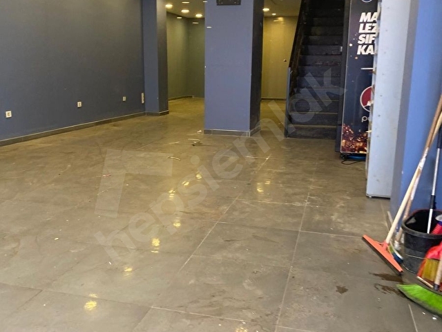 Zeytinburnu Sümer Mah Kiralık Dükkan 300 m2 İşlek Cadde Üzerinde - Görsel 4