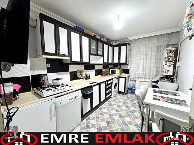 EMRE EMLAKTAN TOPÇU MAHALLESİNDE İSTASYON CADDESİ YAKINI SATILIK 3+1 DAİRE
