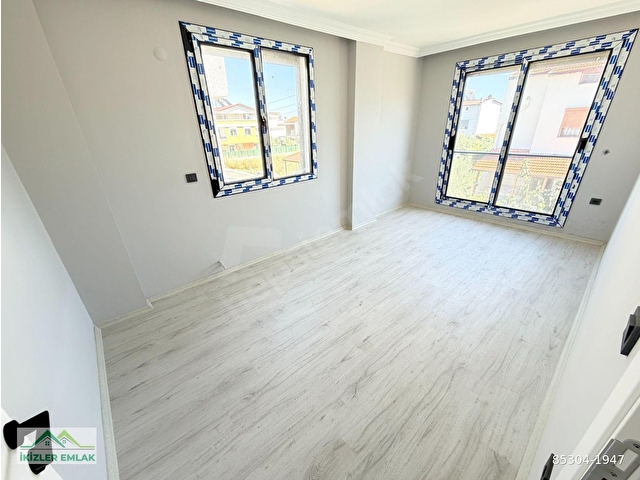 ÜRKMEZ DOĞANBEYde SATILIK SIFIR TEK MÜSTAKİL GENİS 3+1 VİLLA - Görsel 27