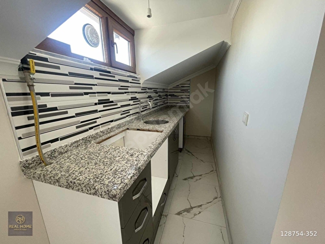 BEZİRGABAHÇEDE 4+2 GÜNEY CEPHELİ KALP HAS. YANI SATILIK DUBLEKS - Görsel 29