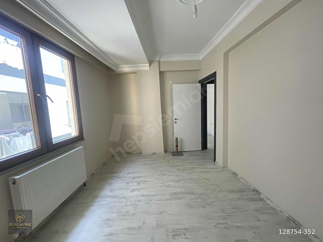 BEZİRGABAHÇEDE 4+2 GÜNEY CEPHELİ KALP HAS. YANI SATILIK DUBLEKS - Görsel 4