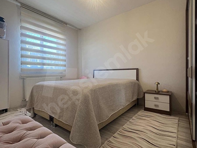 YENİMESKENDEN SATILIK SİTEDE DAİRE - Görsel 19