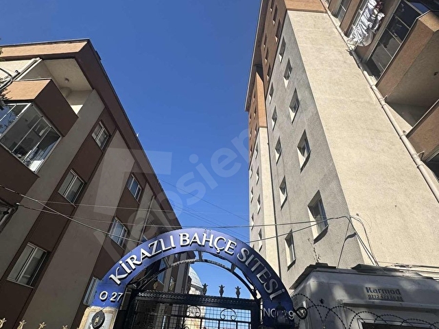YENİMESKENDEN SATILIK SİTEDE DAİRE - Görsel 6