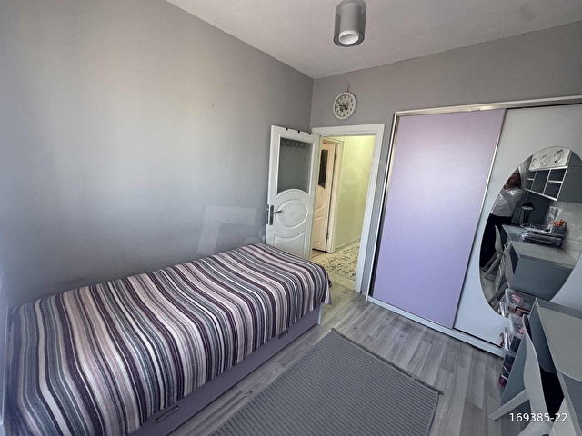 YENİMESKENDEN SATILIK SİTEDE DAİRE - Görsel 13