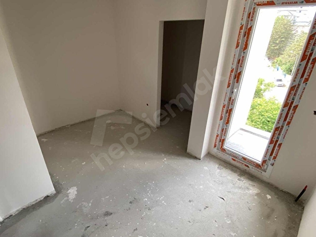 ESENKENTTE FIRSAT FİYATLI SATILIK 2+1 DAİRE - Görsel 4