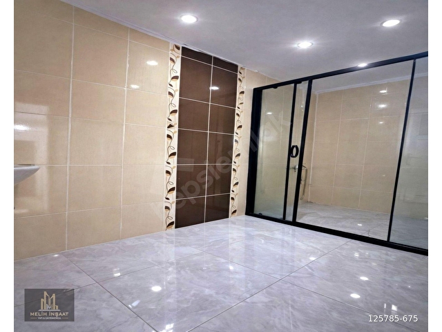 ULTRA LÜKS TASARIMLI MERKEZİ KONUMDA YENİ BİNA 3+1 GENİŞ SATILIK DAİRE - Görsel 6