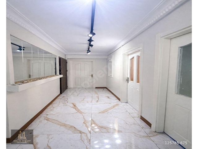 ULTRA LÜKS TASARIMLI MERKEZİ KONUMDA YENİ BİNA 3+1 GENİŞ SATILIK DAİRE - Görsel 10