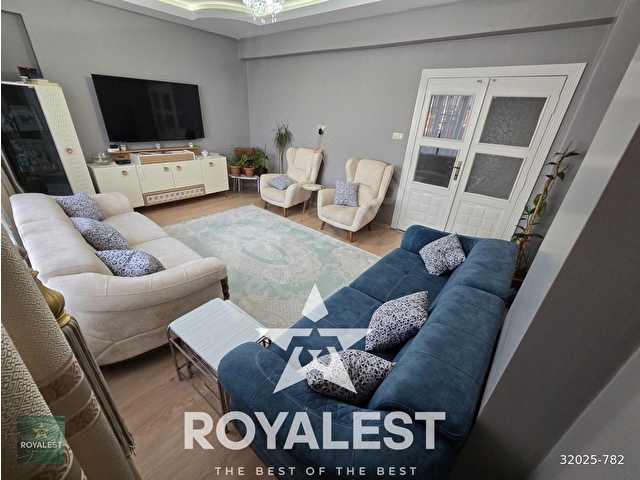 ROYALESTTEN ACİL ARAKAT, ÇİFT BALKONLU,  KAÇIRILMAYACAK FIRSAT - Görsel 3