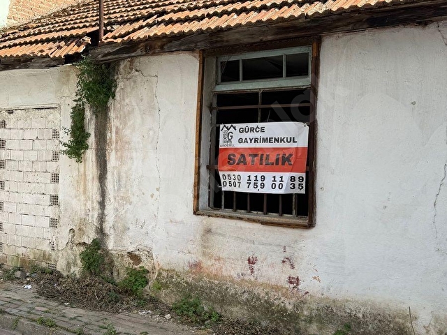 AYDIN INCİRLİOVA MERKEZDE SATILIK ARSA + KARGIR EV - Görsel 2