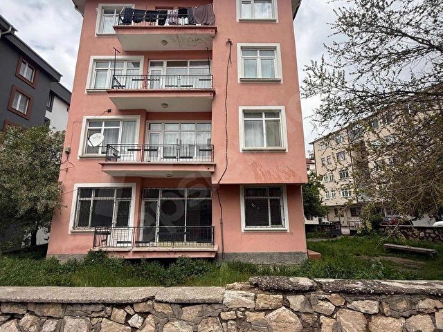 ARENADAN CUMHURİYET OKULU ARKASI MERKEZİ KONUMDA DAİRE