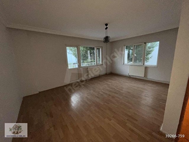 Çanakkale Barbaros Mah.Yeni Kordona 350 Metre 3+1 Kİralık Daire