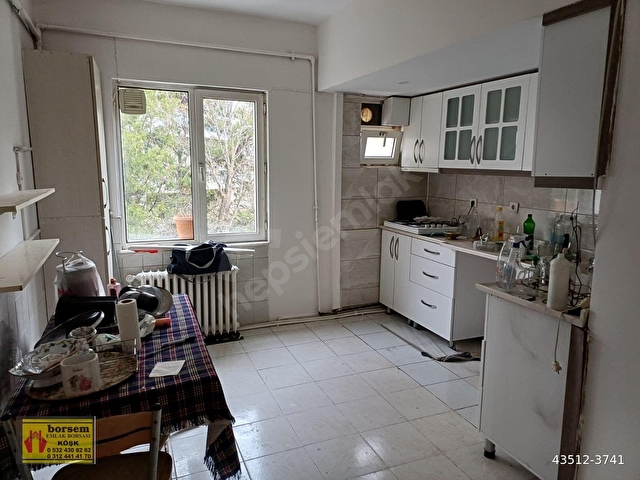 AŞAĞI AYRANCI PLATİN SOKAKTA KOMBİLİ OTOPARKLI KATTA MANZARALI 3+1 KİRALIK DAİRE - Görsel 8