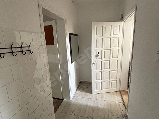 Mahmutlar Mahallesi Şimşek Apartmanı’nda Uzun Dönem Kiralık 1+1 Ayrı Mutfak Daire ALANYA ANTALYA - Görsel 9