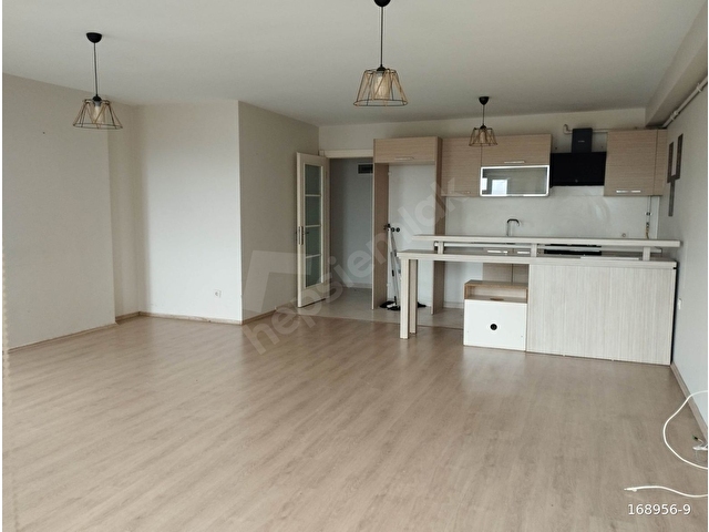 ÇEKMEKÖY MERKEZ MAH. ÇİFT BALKON ASANSÖRLÜ 3+1 DAİRE GÜNEY - Görsel 15
