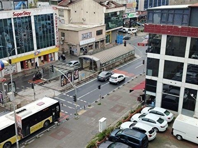 EYÜP TOPÇULAR YÖNTEM VAYTAŞ PLAZA 4.KAT 125 M2 OFİS-İŞYERİ