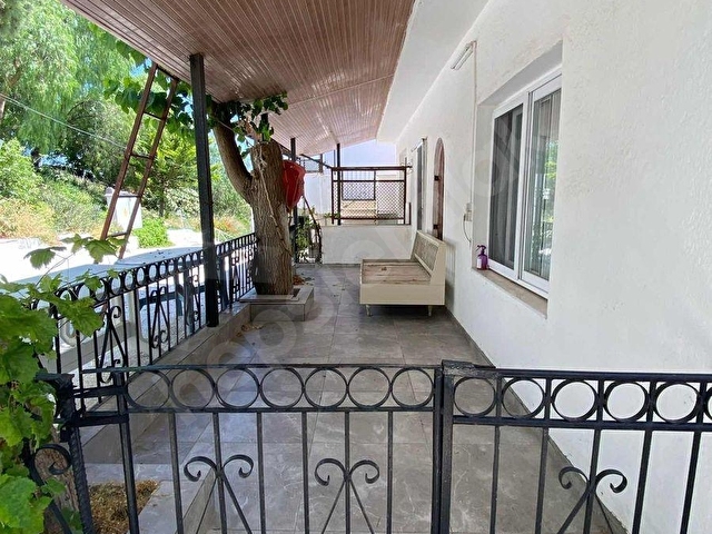 Yenifoça Çatlatan Sitesinde Panoramik Deniz Manzaralı 1+1 - Görsel 4