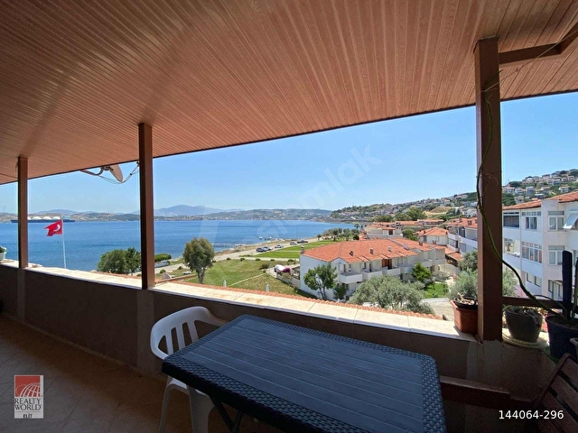 Yenifoça Çatlatan Sitesinde Panoramik Deniz Manzaralı 1+1 - Görsel 7