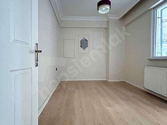 üçevlerde geniş , kullanışlı ,dekorlu kiralık , bahçeli daire - Görsel 13