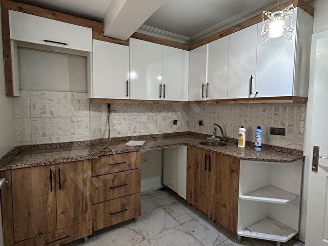 üçevlerde geniş , kullanışlı ,dekorlu kiralık , bahçeli daire - Görsel 7