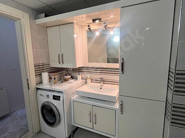 SU EMLAKTAN SATILIK GENİŞ 4+1 MANZARALI ARAKAT DAİRE - Görsel 11