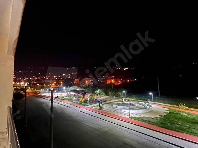 SU EMLAKTAN SATILIK GENİŞ 4+1 MANZARALI ARAKAT DAİRE - Görsel 19