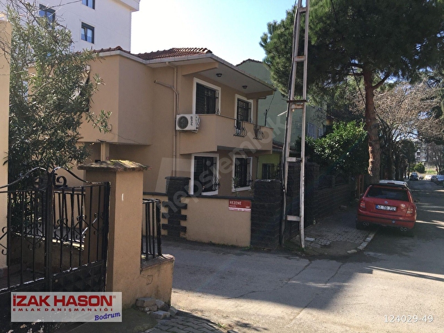 MALTEPE TUGAY YOLU SATILIK MÜSTAKİL EV 12402949 hepsiemlak