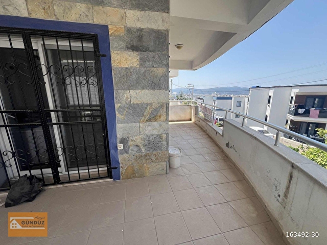 MUMCULAR MERKEZDE 2+1 ORTAKAT SATILIK DAİRE - Görsel 3