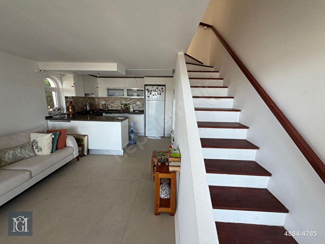 Boğaziçi Adabükünde Deniz Manzaralı Özel Plajlı Satılık Villa - Görsel 17