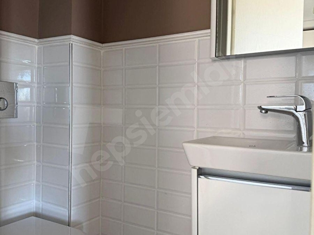 Boğaziçi Adabükünde Deniz Manzaralı Özel Plajlı Satılık Villa - Görsel 23