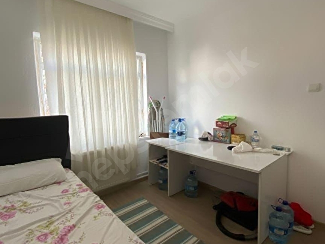 SAFRAN DAN 🏡🏡🏡ACİL!!!!! ÇANKAYA SEYRAN CADDESİN DE YAPILI KİRACILI KOMBİLİ ORTA KAT DAİRE