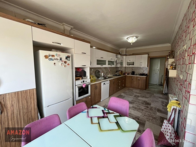 AMAZONDAN KUZEY PARK CİVARI GENİŞ 4+1 LÜX SATILIK DAİRE!!!