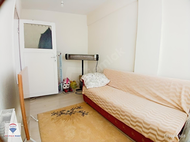REMAX MAVİ ZÜBEYDE ÖZDEMİRDEN HENDEK MERKEZDE 2+1 SATILIK DAİRE - Görsel 10
