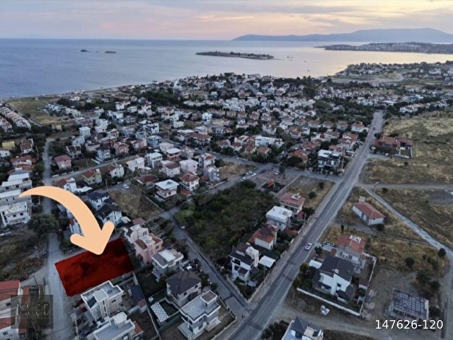 Denize 500m Mesafede Tüm Alt Yapıları Mevcut Ve İnşaat Yapımına Hazır Satılık Arsa
